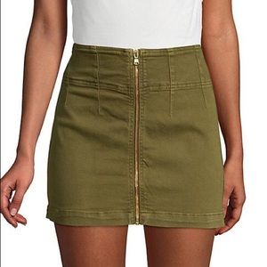 🌙FREE PEOPLE Virgo Mini Skirt🌙